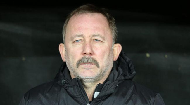 Beşiktaş, Sergen Yalçın'la 1.5 yıllık anlaşma sağladı