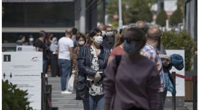 Sağlık Bakanı Koca'dan 'tedbirlere tam uyum' çağrısı