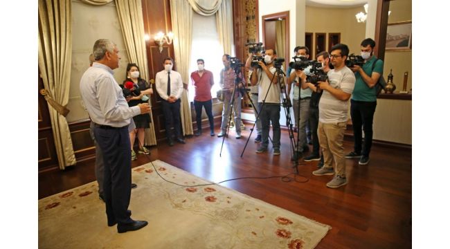 Adana Büyükşehir Belediyesi'ne haciz