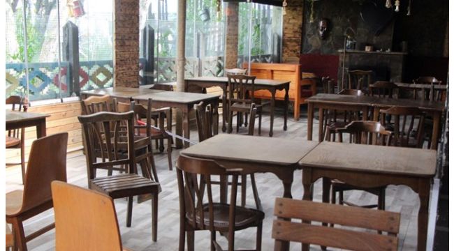 Kafe ve restoranların saat kısıtlaması kaldırıldı