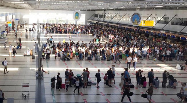 Son dakika... Pandemi sürecinde Antalya'ya gelen turist sayısı, 1 milyonu aştı
