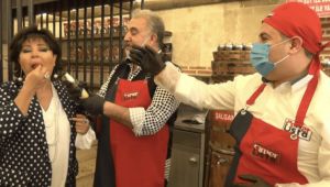 Faik Öztürk'ten Safiye Soyman'a dezenfekte çiğköfte