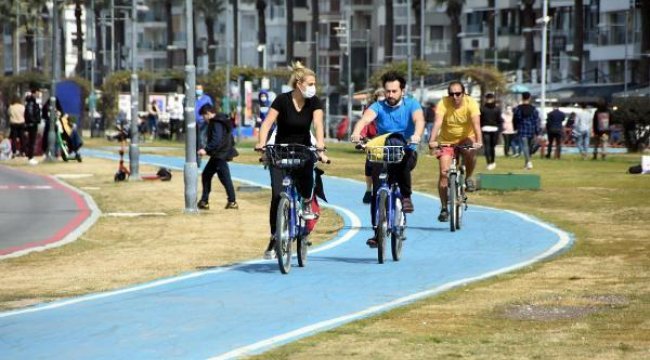 İzmir’de koronavirüs vakaları azalmaya devam ediyor