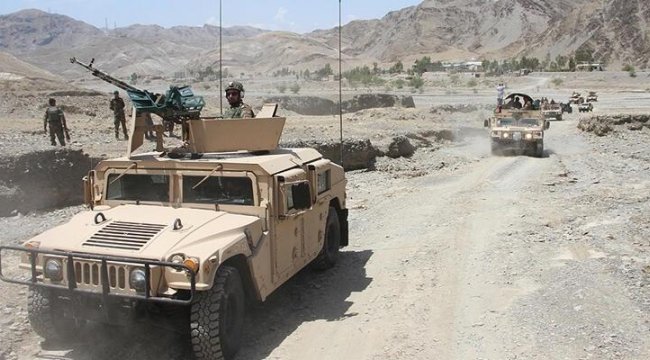 Afganistan'ın kuzeyinde Baglan vilayetinin merkezi Taliban'ın kontrolüne geçti