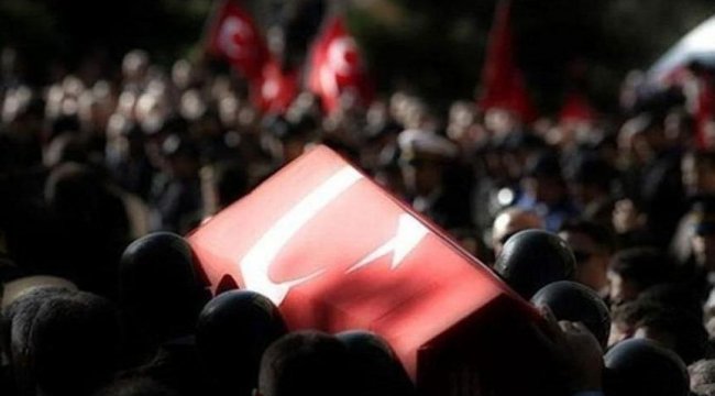 Bakan Akar'dan Pençe-Şimşek operasyon bölgesinde şehit olan asker için taziye mesajı