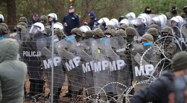5 soruda Polonya-Belarus sınırında göçmen krizi
