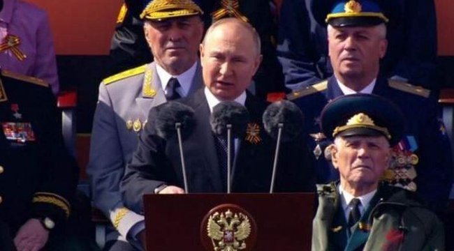 Zafer Günü'nde Putin'e siber saldırı! ''Kanları sizin elinizde''