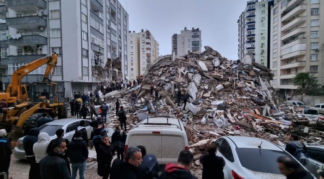 Depremde ölü ve yaralı sayısı kaç oldu? Hangi ilde kaç bina yıkıldı, kaç kişi öldü?