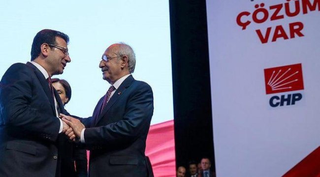 CHP'de bugün trafik çok yoğun! Ekrem imamoğlu 'değişim' işaretini vermişti, gözler o saate çevrildi... Özgür Özel sürprizi