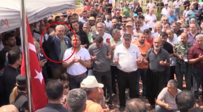 Şehit cenazesinde tartışma yaratan anlar! CHP'li vekil Hasan Ufuk Çakır imama seslendi: ‘Hoca Atatürk'e de söyle’