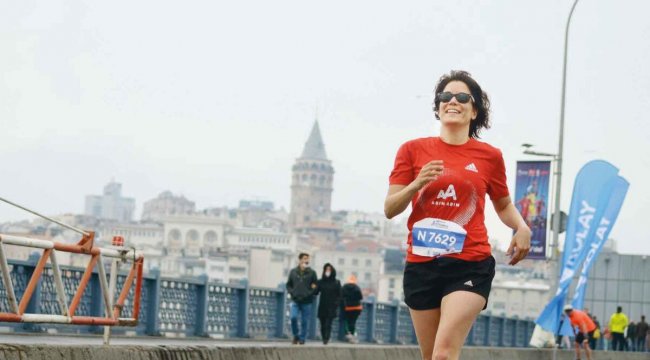 130 bin koşucuyla 153 milyonluk yardım... İyiliğe koşuyor