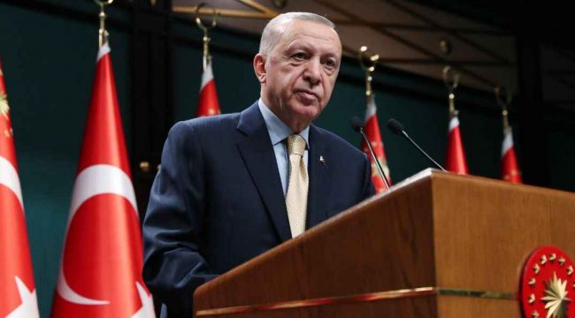 Cumhurbaşkanı Erdoğan'dan öğretmenlere müjde: Ek ders ücretlerine yüzde 25 zam