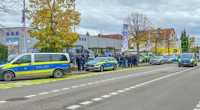 Almanya'da okulda dehşet! 15 yaşındaki çocuk sınıf arkadaşını silahla başından vurarak öldürdü