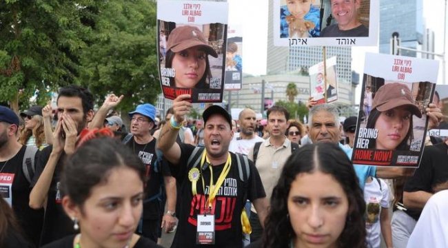 İsrailli esirlerin ailelerinden Netanyahu’ya baskı! Başbakanlık Konutu'na yürüyorlar