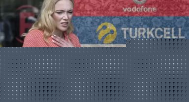 Tepkilerin odağındaki GSM şirketlerinden gelen mesajlar isyan ettirdi