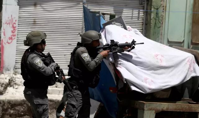 İsrail durmuyor! Türk diplomatların da bulunduğu heyete ateş açıldı