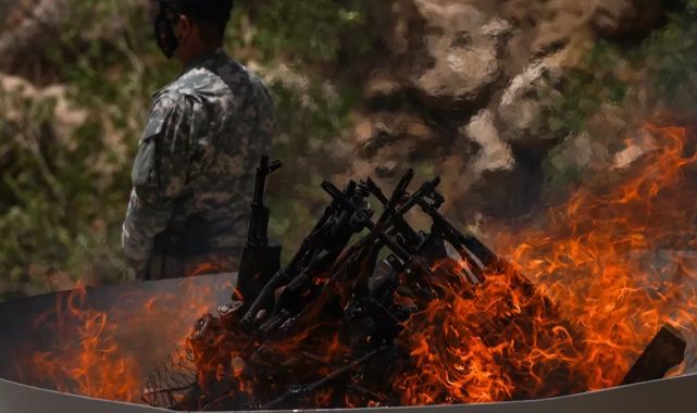 PKK'nın silah bırakma töreninin masraflarını bakın kim karşılamış