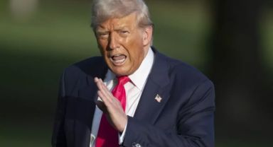 Trump'tan Fed Başkanı Powell'a çok sert sözler: Çok aptal