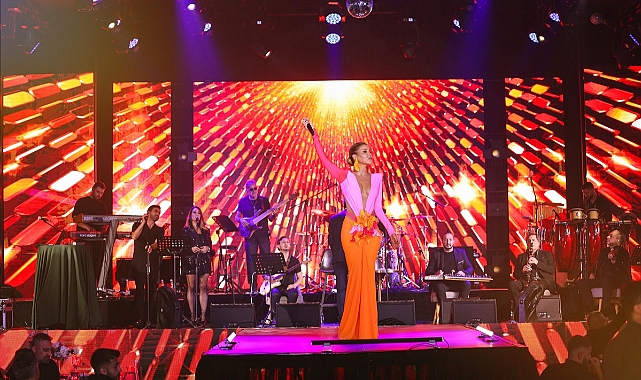 GÜLBEN ERGEN BATUM’DA MUHTEŞEM BİR GECEYE İMZA ATTI