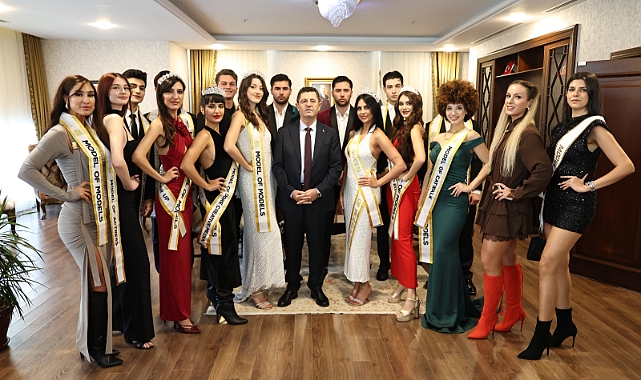 Türkiye’nin Taçlı Yıldızları Çekmeköy Sahnesinde Parladı!