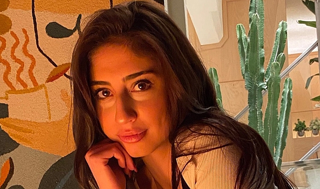 Behiye Oyucu Podyumlara İddaalı geliyor.