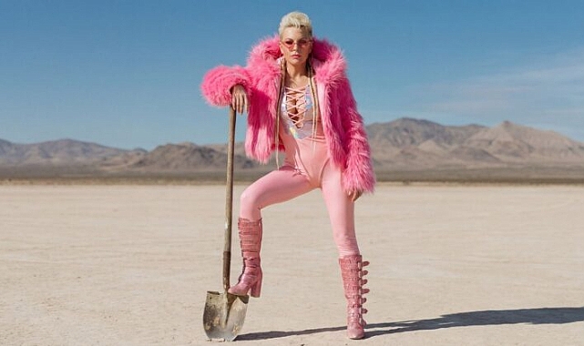 PAMELA ve GÖKÇE yıllar sonra Özlem Tekin’in söylediği şarkıyı Talu Şarkılar projesi için yeniden yorumladı