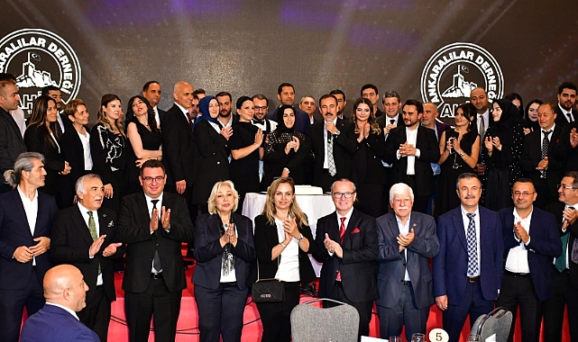 ANKARA'DA PRESTİJLİ BULUŞMA: DEĞER KATAN İSİMLER VEFA GECESİNDE BİR ARAYA GELDİ